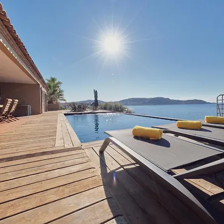 Villa Cala Di Mare Calvi (Corsica)