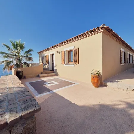 Villa Cala Di Mare Calvi (Corsica)