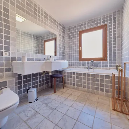 Cala Di Mare Villa Calvi (Corsica)